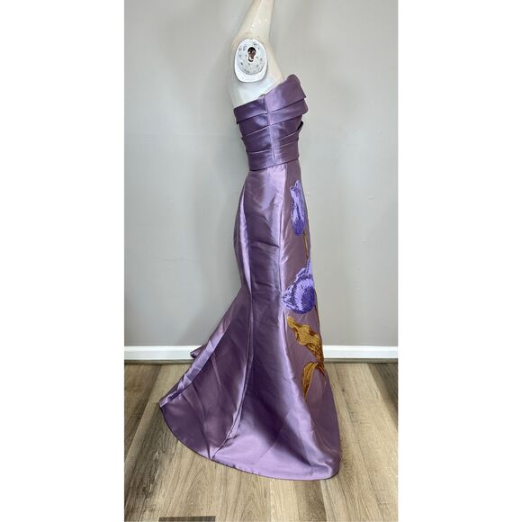 Amsale Sequin Floral Mermaid Gown in VIOLET Size US10 $2150 - Picture 10 of 11